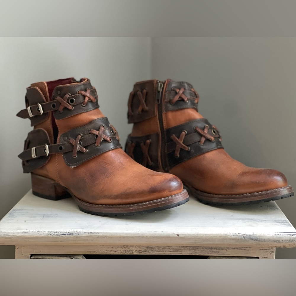 Freebird Dublin Ankle Booties
